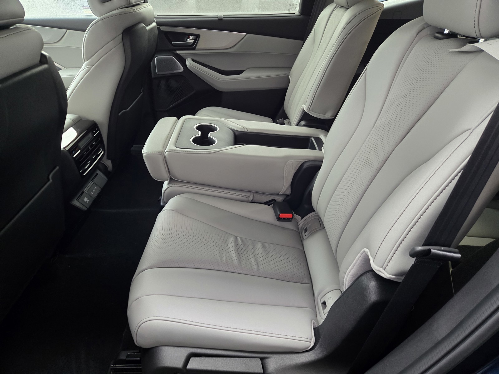 2026 Acura MDX Technology Package - Photo 6