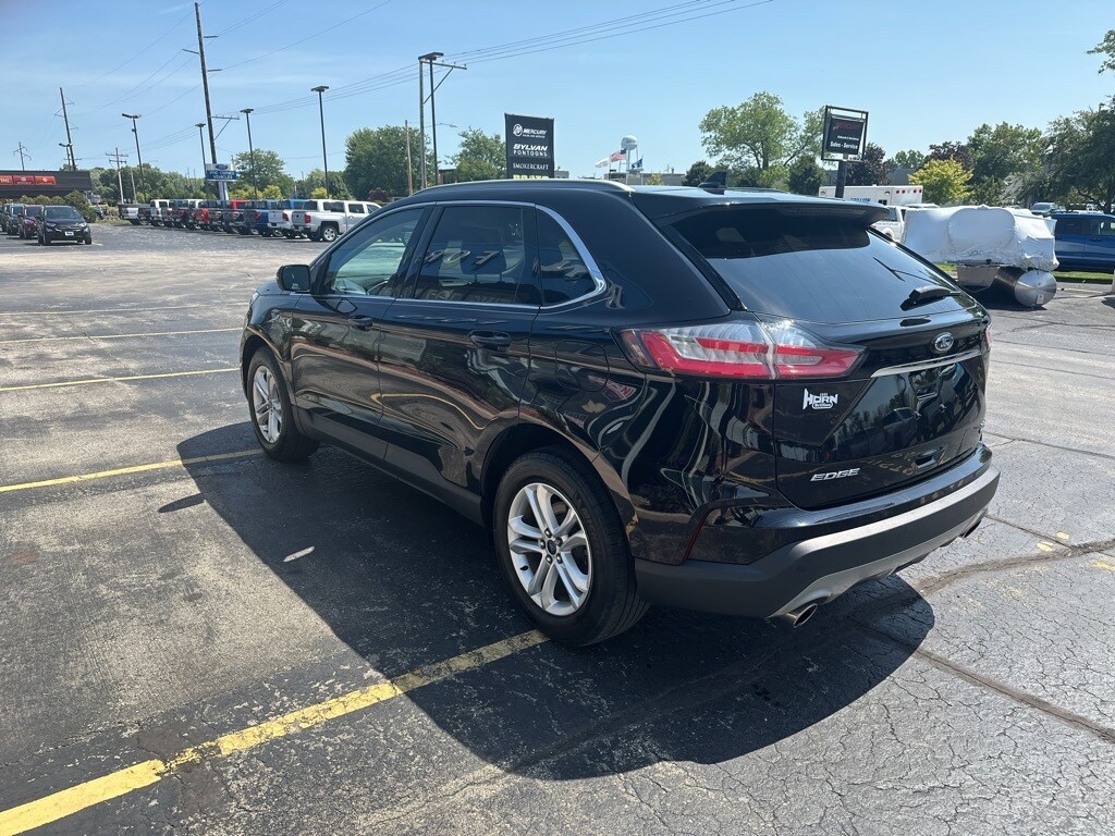 2020 Ford Edge SEL photo 3