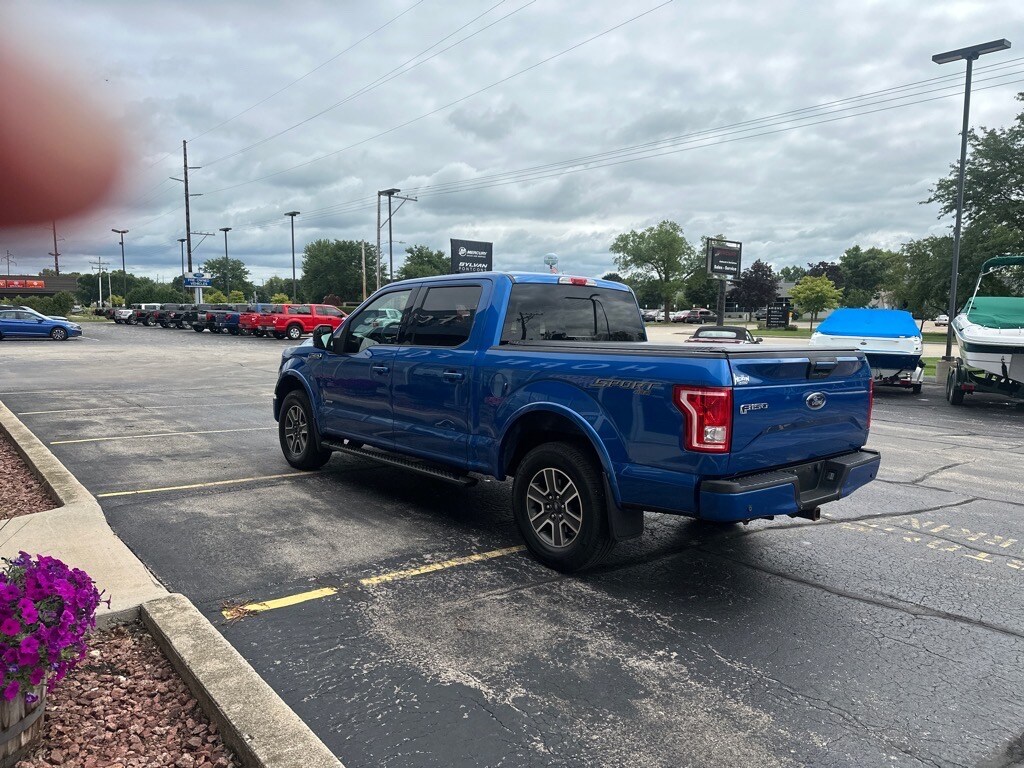 2015 Ford F-150 XLT photo 3