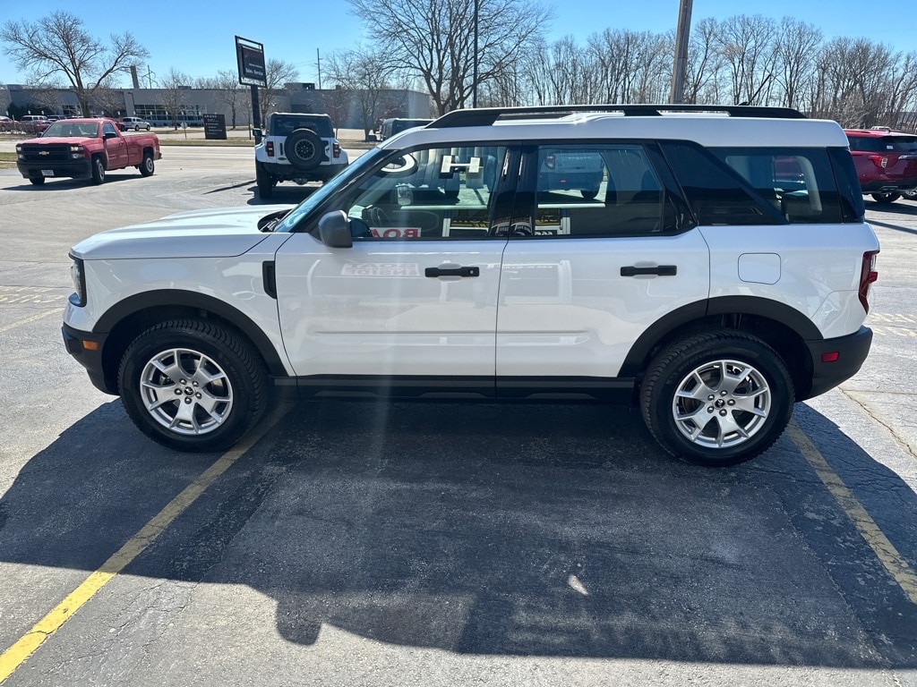 Used 2021 Ford Bronco Sport Base with VIN 3FMCR9A68MRA32836 for sale in Brillion, WI