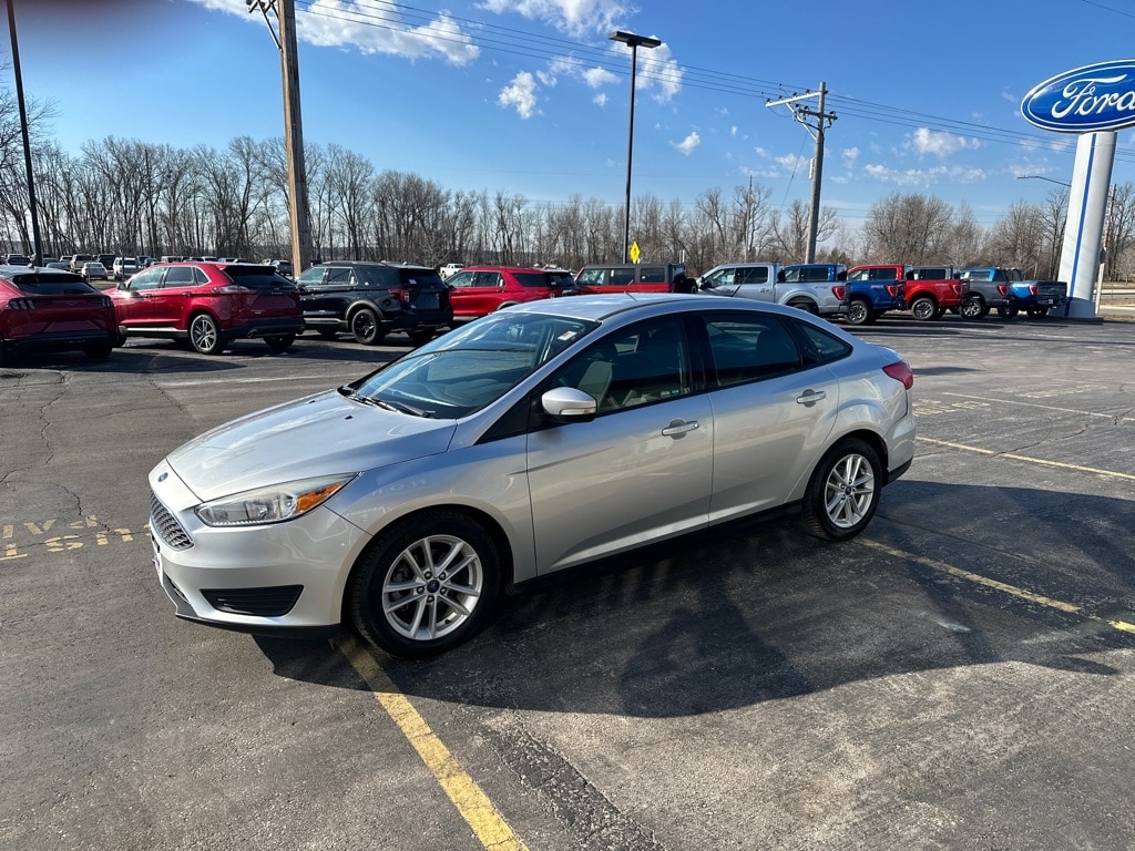 Used 2017 Ford Focus SE with VIN 1FADP3F22HL251352 for sale in Brillion, WI