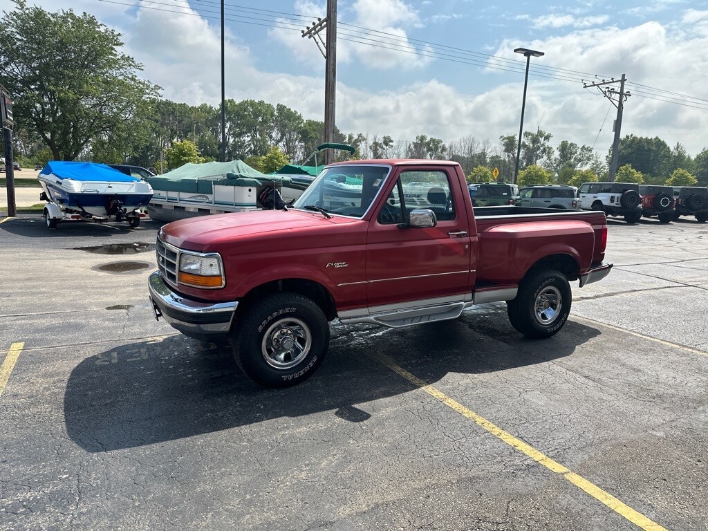 1992 Ford F-150 XLT Lariat photo 2