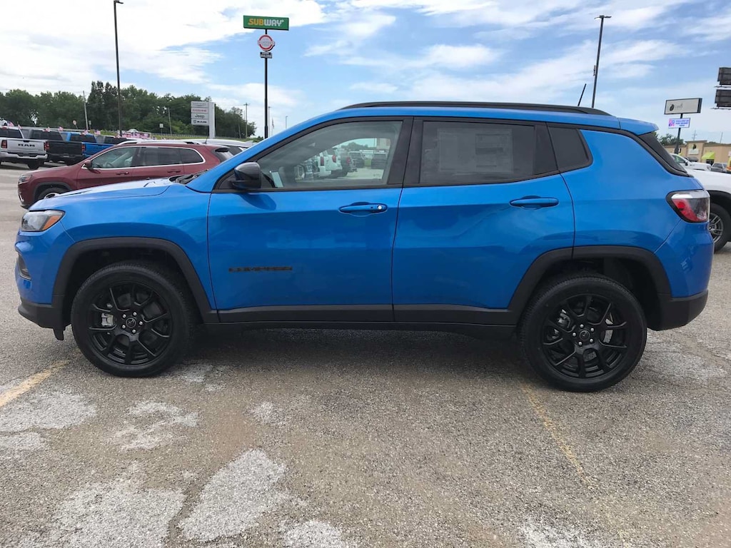 New 2026 Jeep Compass LATITUDE ALTITUDE 4X4 Sport Utility