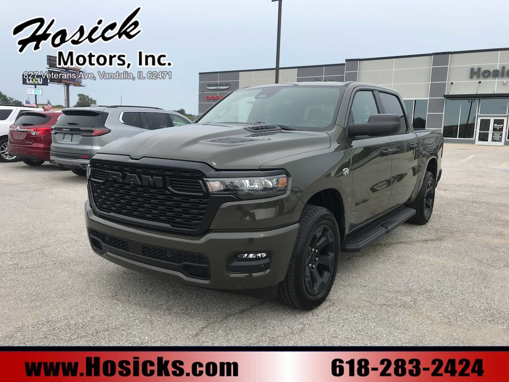 New 2026 Ram 1500 EXPRESS CREW CAB 4X4 5'7 BOX Pickup