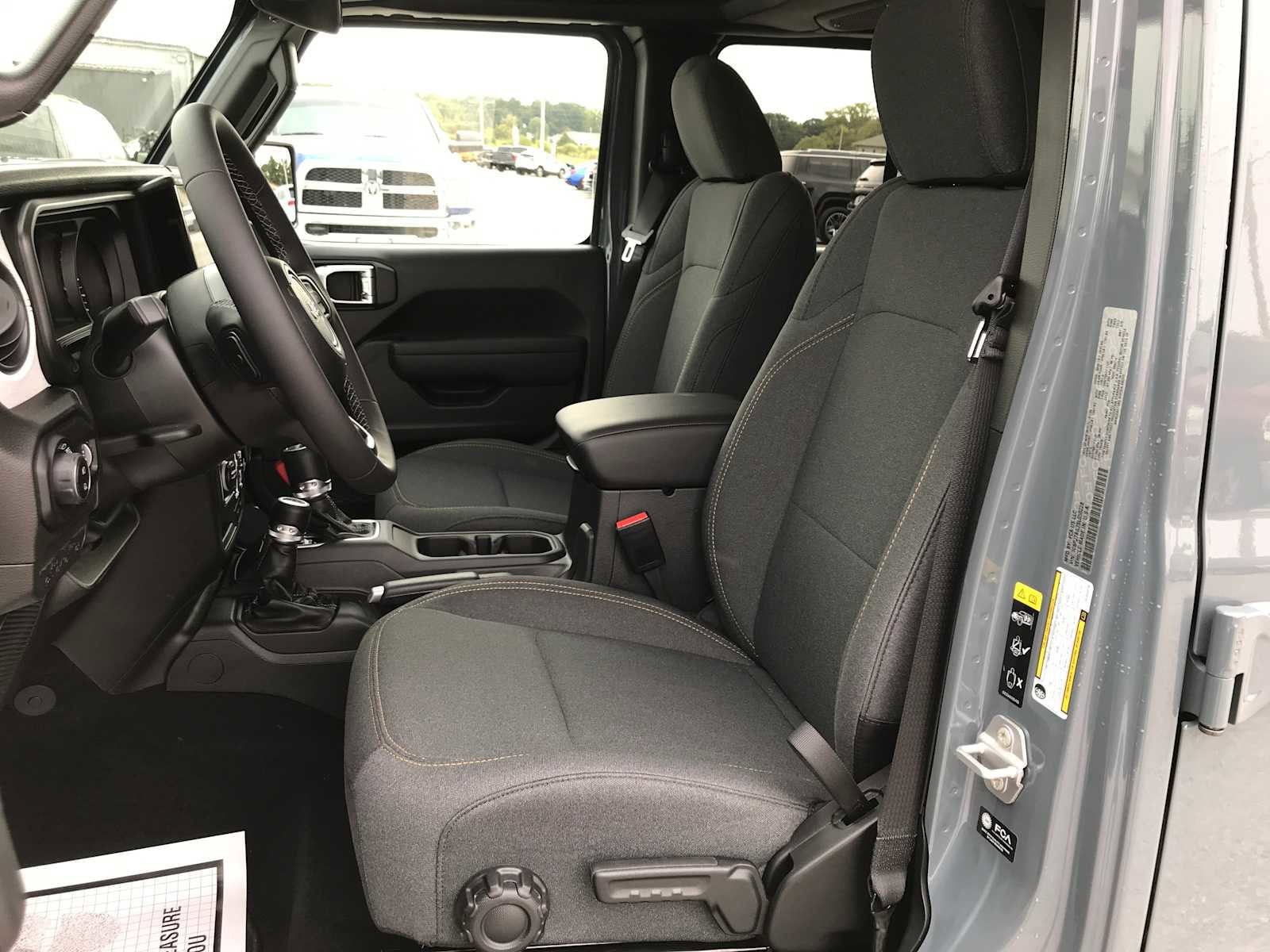 2025 Jeep Gladiator Sport S - Photo 16