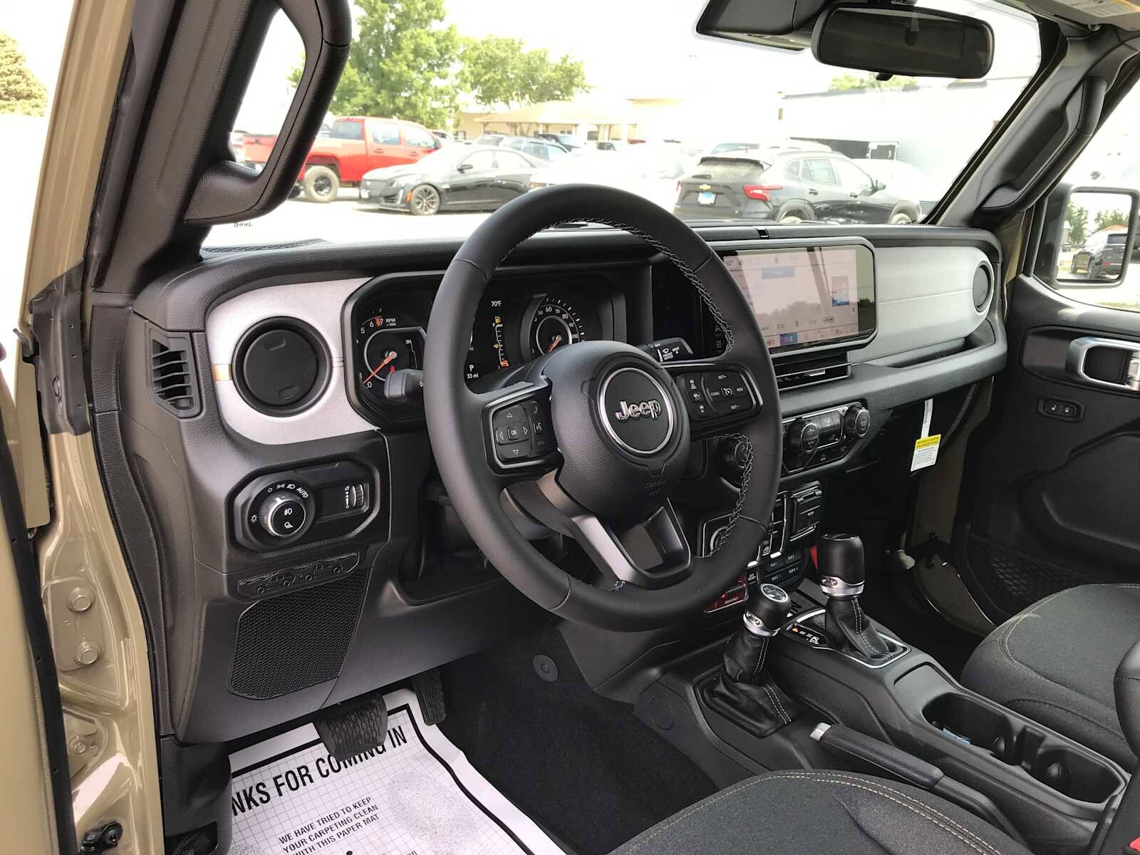 2025 Jeep Gladiator Willys - Photo 16