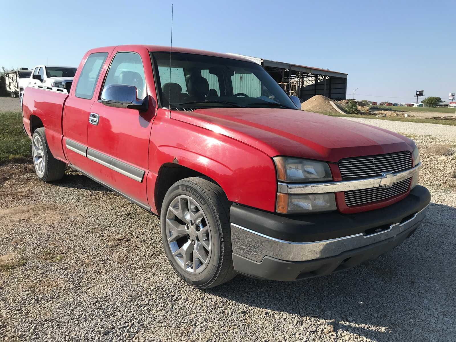 2005 Chevrolet Silverado 1500 photo 3