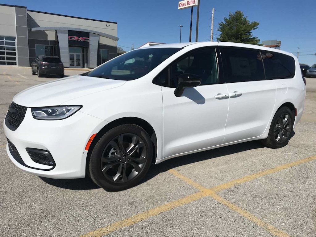 New 2026 Chrysler Pacifica SELECT Passenger Van