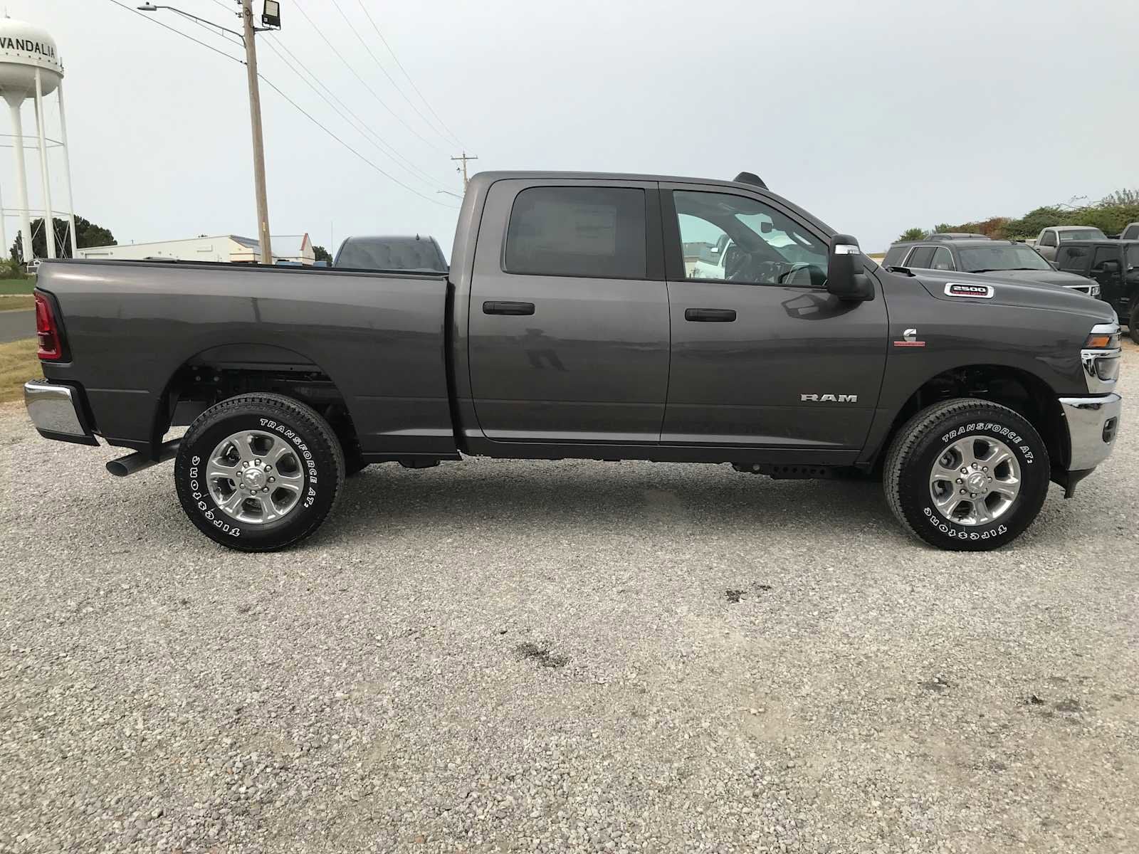 2026 RAM 2500 Big Horn - Photo 9