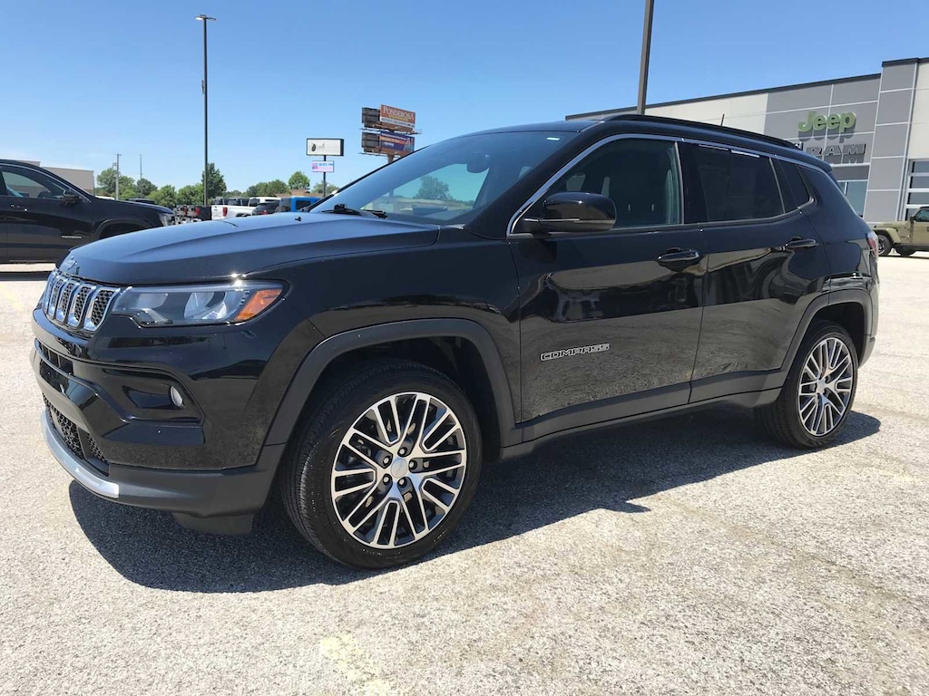 Used 2023 Jeep Compass Limited SUV