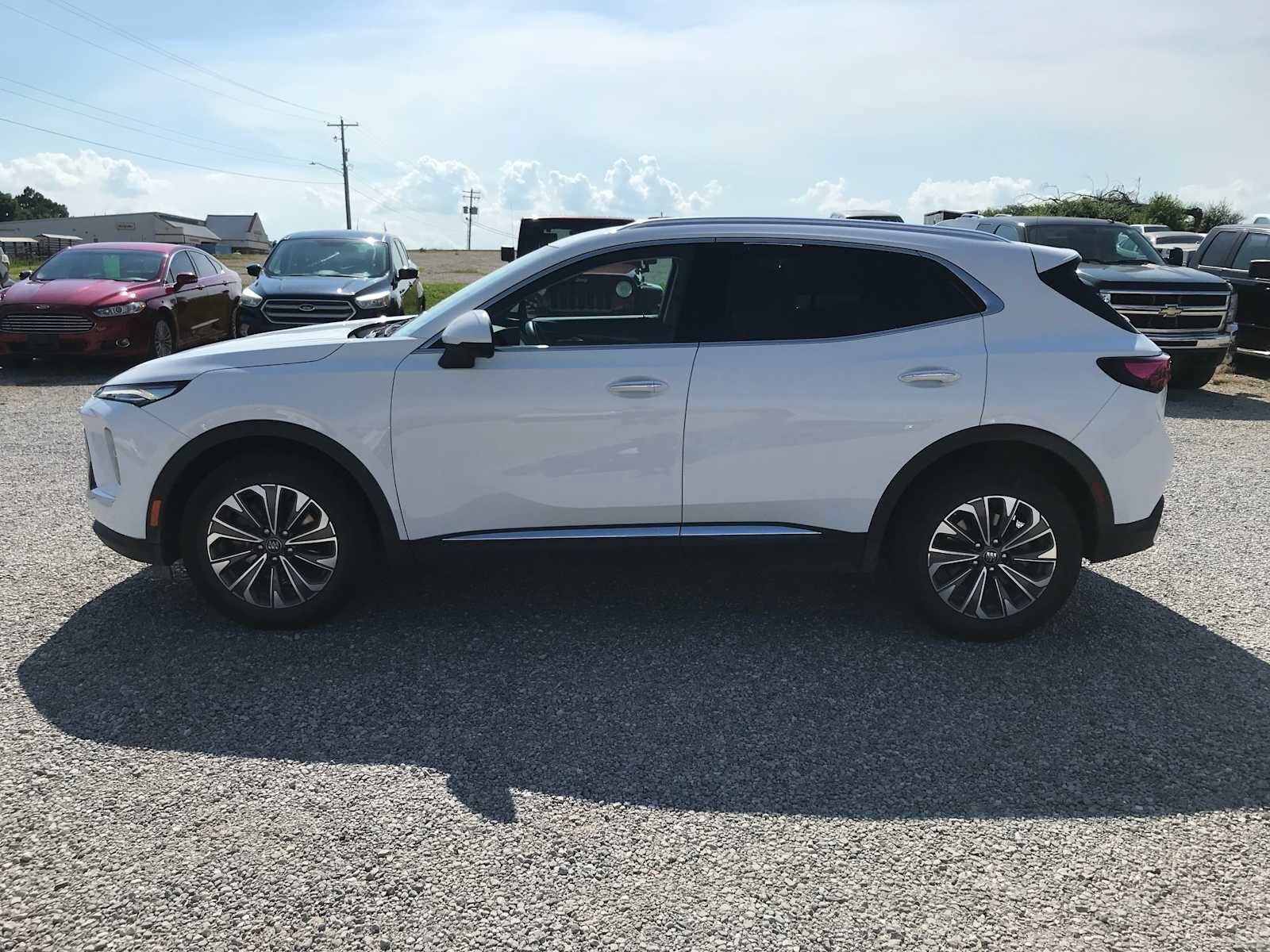 2024 Buick Envision Preferred photo 2