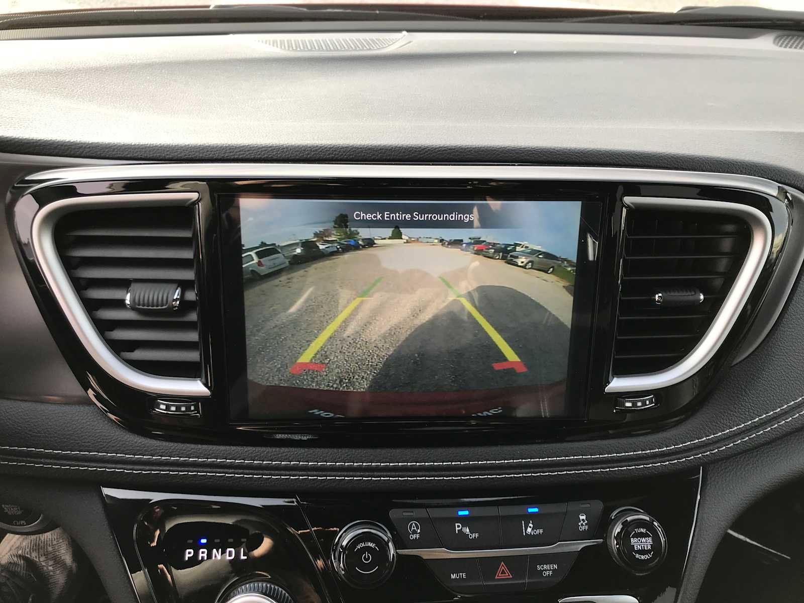 2026 Chrysler Pacifica Select - Photo 18