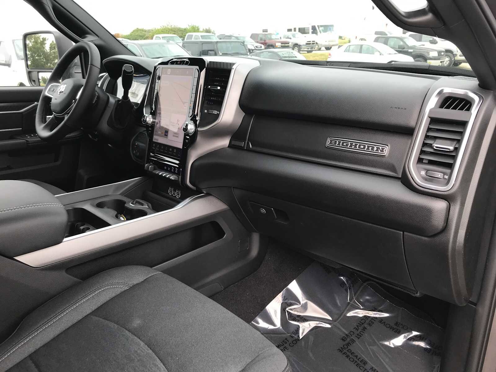 2026 RAM 2500 Big Horn - Photo 33