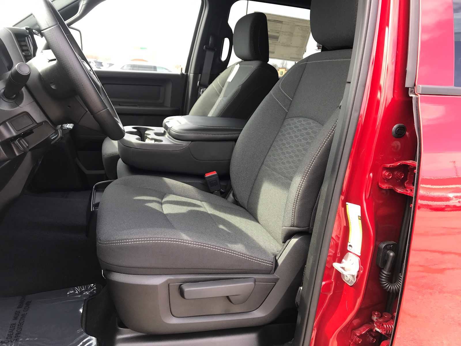 2026 RAM 2500 Tradesman/Black Express - Photo 14