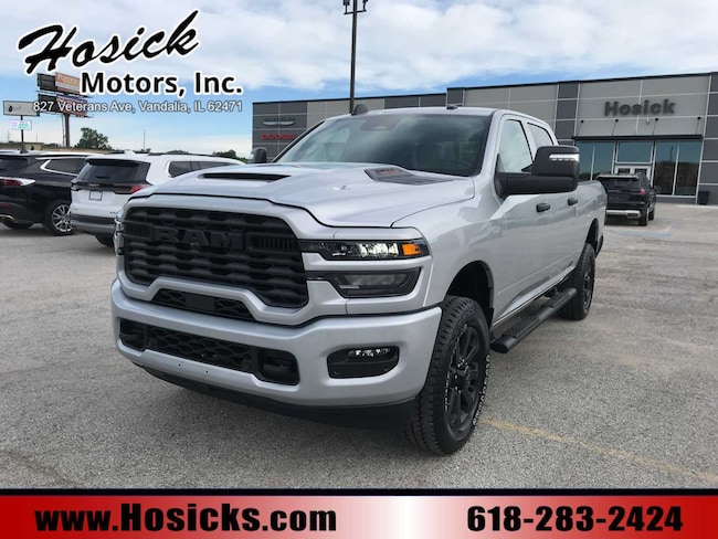 2026 Ram 2500 TRADESMAN CREW CAB 4X4 Pickup