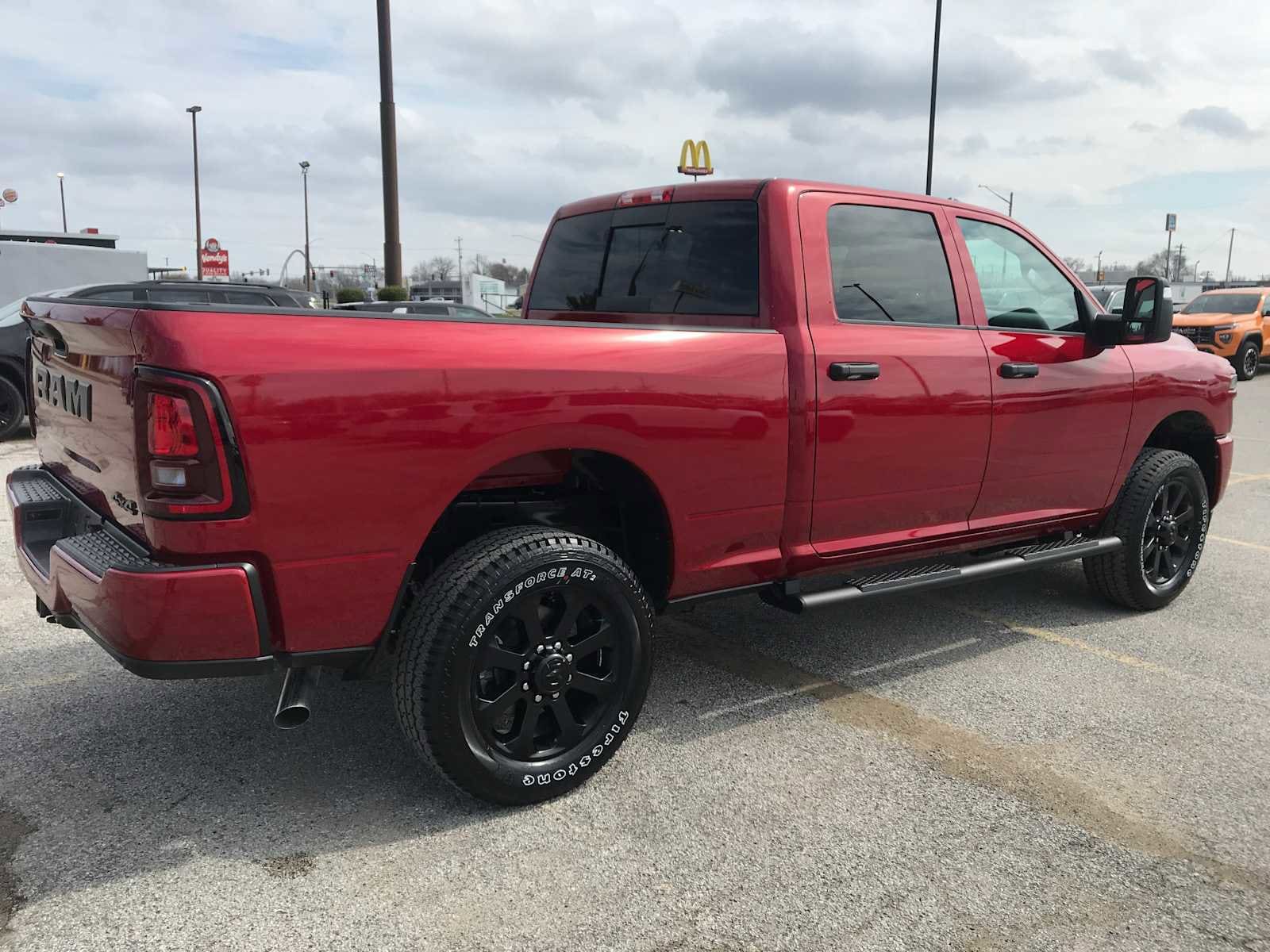 2026 RAM 2500 Tradesman/Black Express - Photo 8