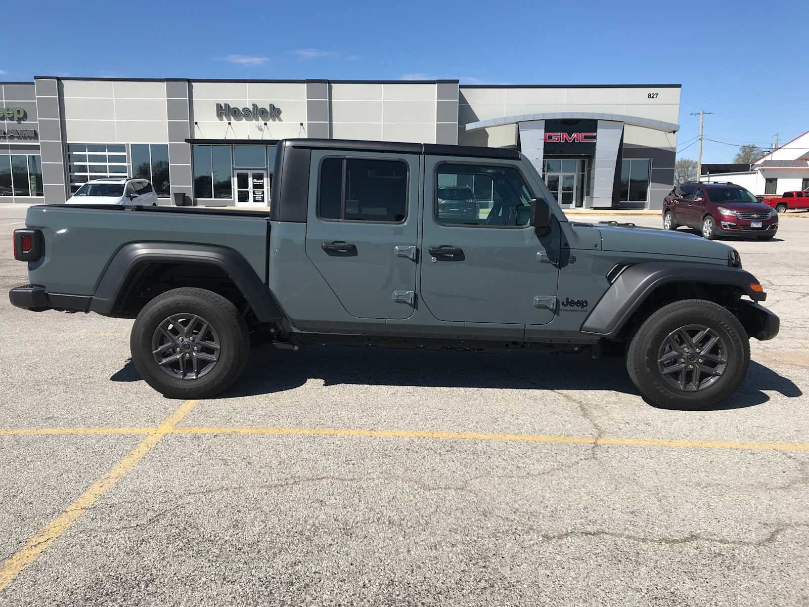 2025 Jeep Gladiator Sport S - Photo 10
