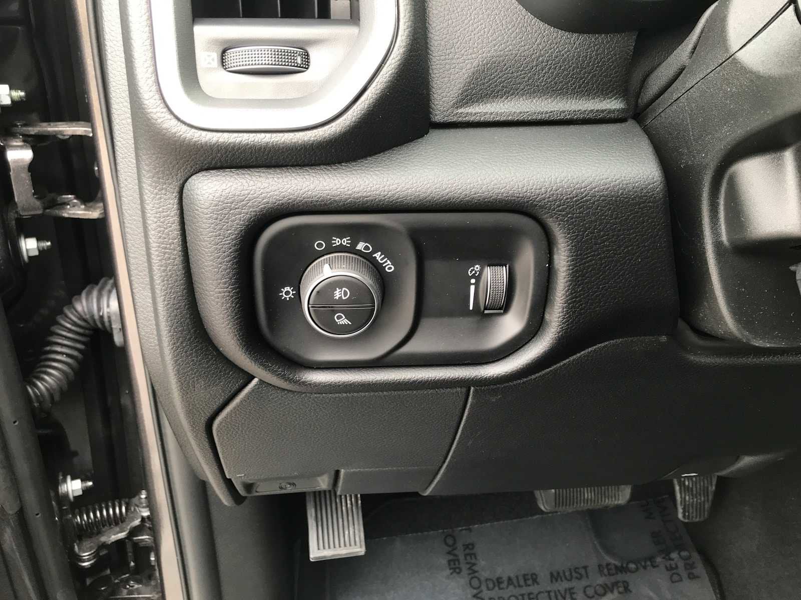 2026 RAM 2500 Big Horn - Photo 18