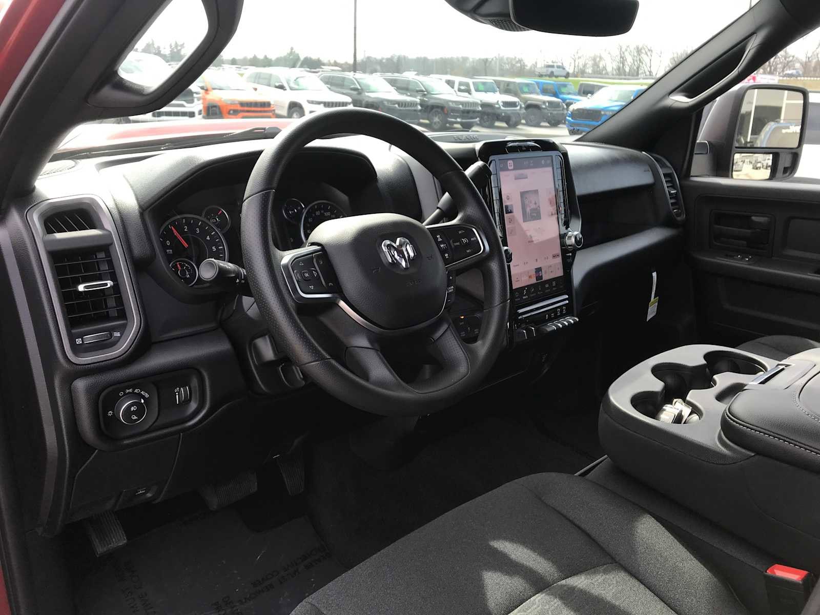 2026 RAM 2500 Tradesman/Black Express - Photo 15