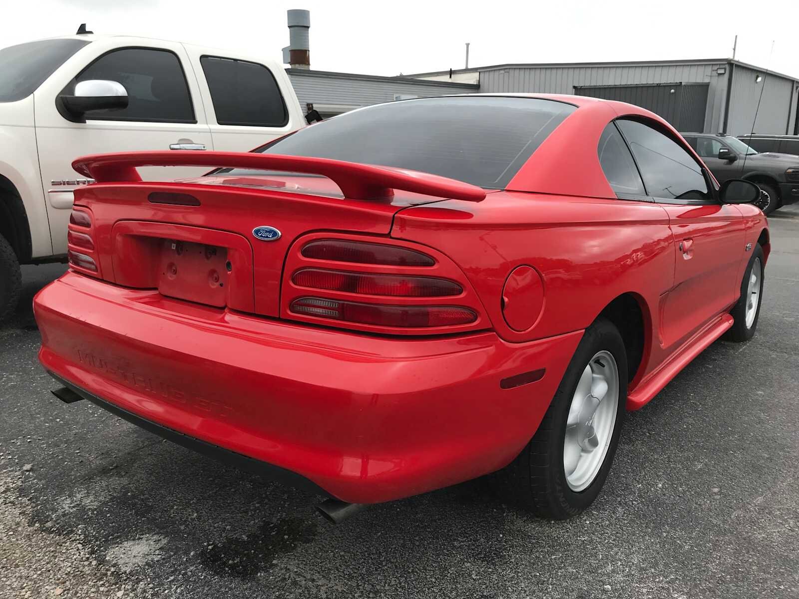 1994 Ford Mustang GT photo 3