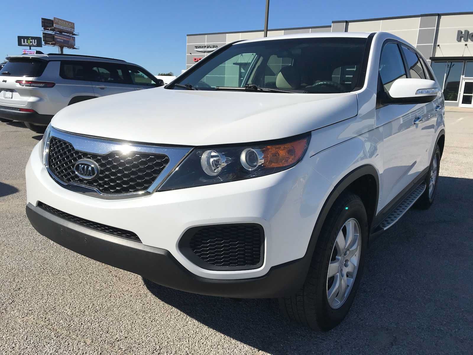 Used 2011 Kia Sorento LX with VIN 5XYKT3A19BG150730 for sale in Vandalia, IL