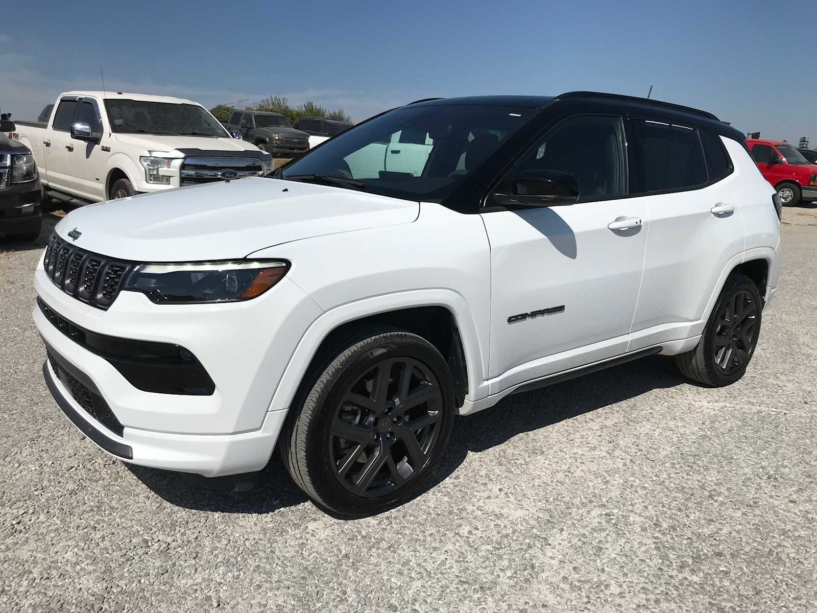 2024 Jeep Compass Limited photo 2