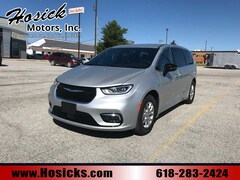 2026 Chrysler Pacifica SELECT Passenger Van
