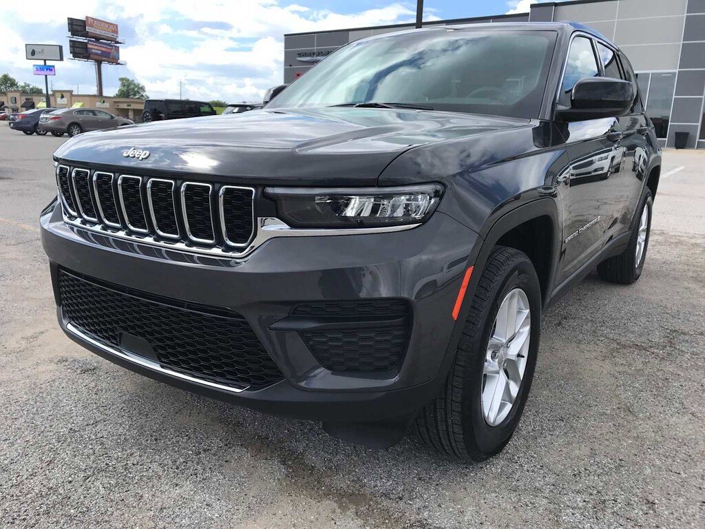 New 2026 Jeep Grand Cherokee LAREDO X 4X4 Sport Utility