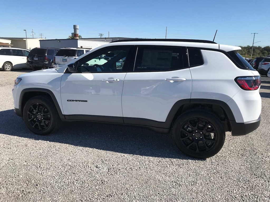 New 2026 Jeep Compass LATITUDE ALTITUDE 4X4 Sport Utility
