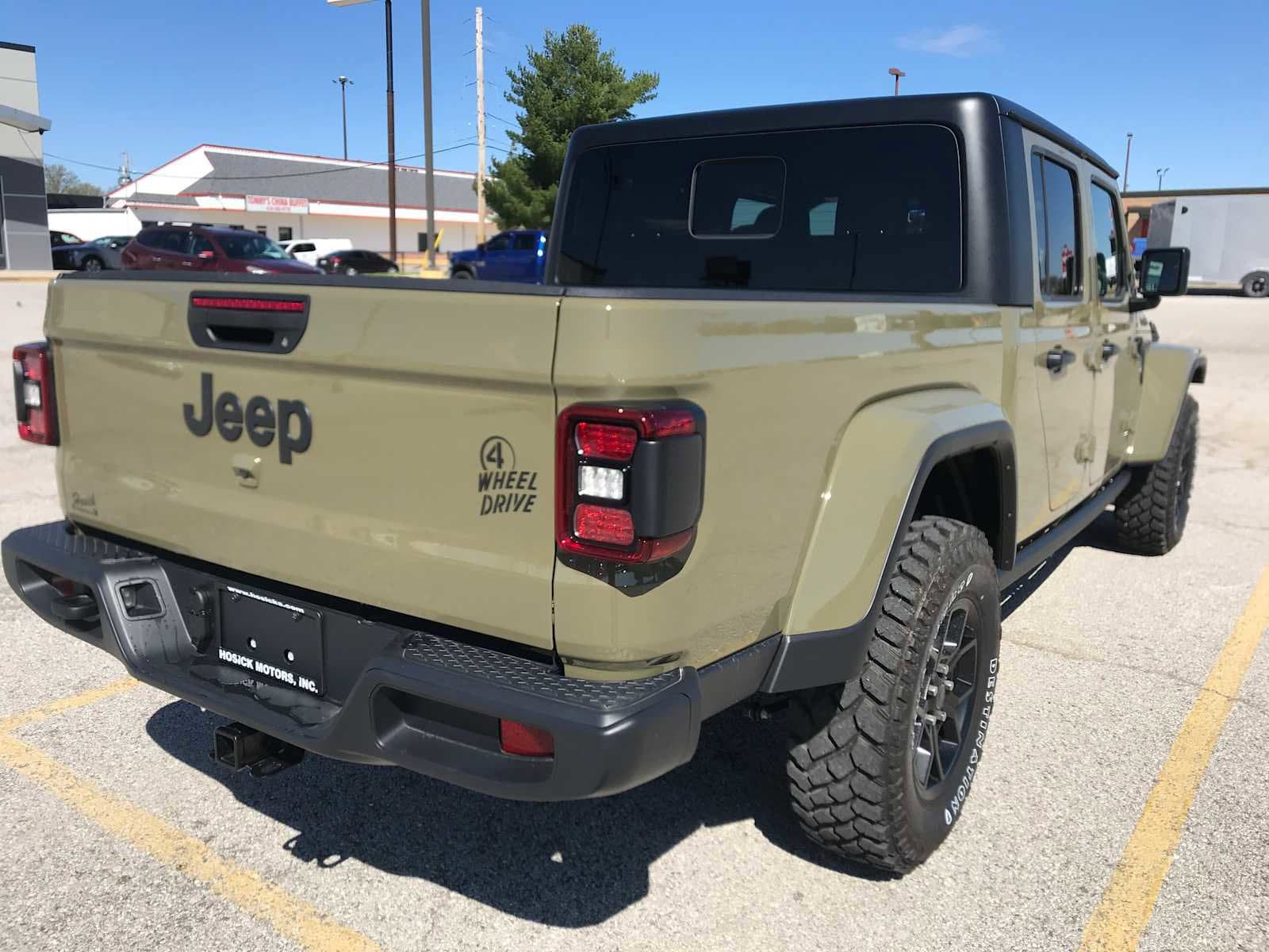 2025 Jeep Gladiator Willys - Photo 8