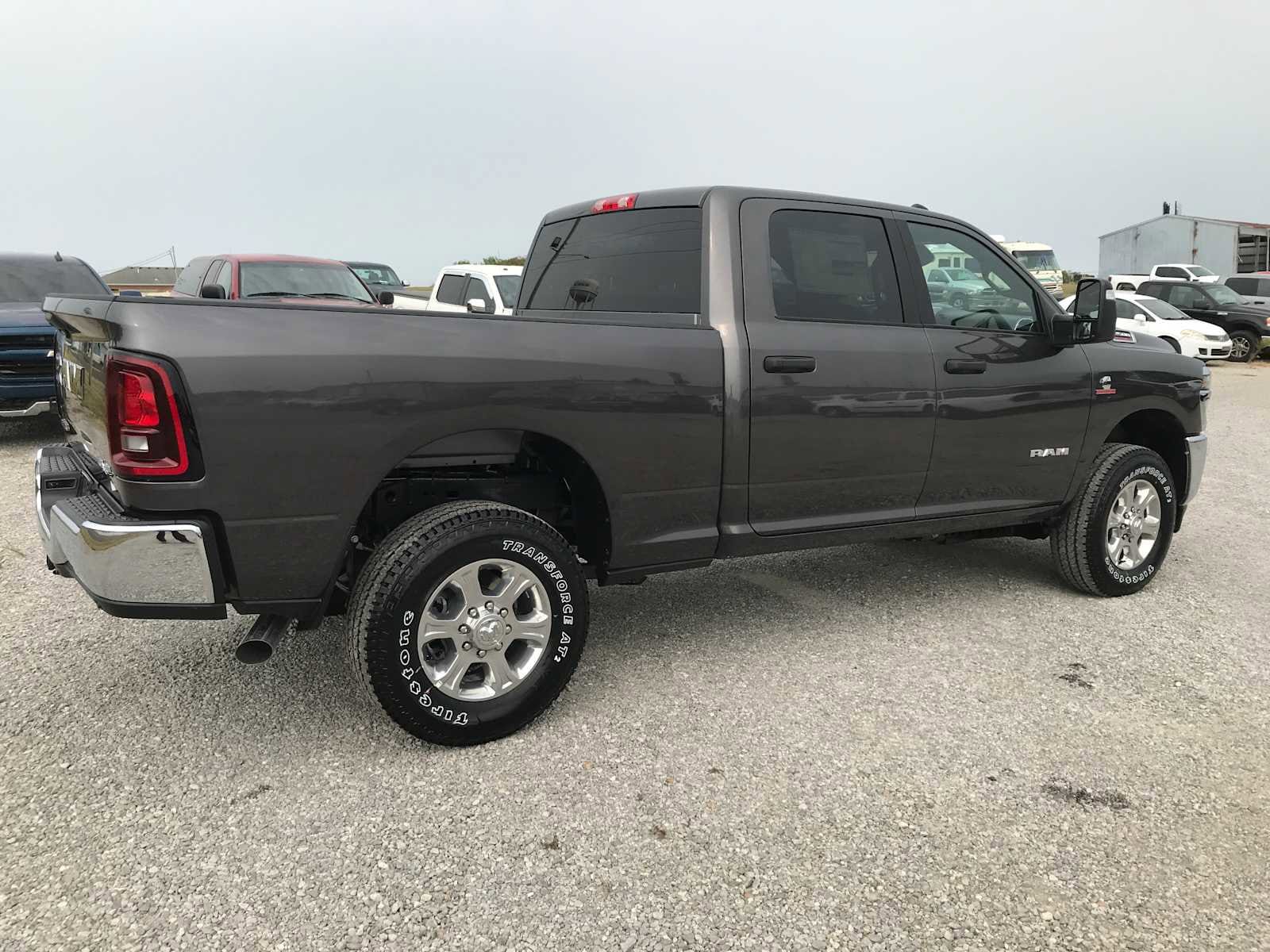 2026 RAM 2500 Big Horn - Photo 8