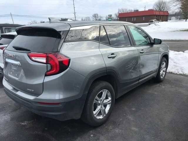 2024 Gmc Terrain SLE photo 4