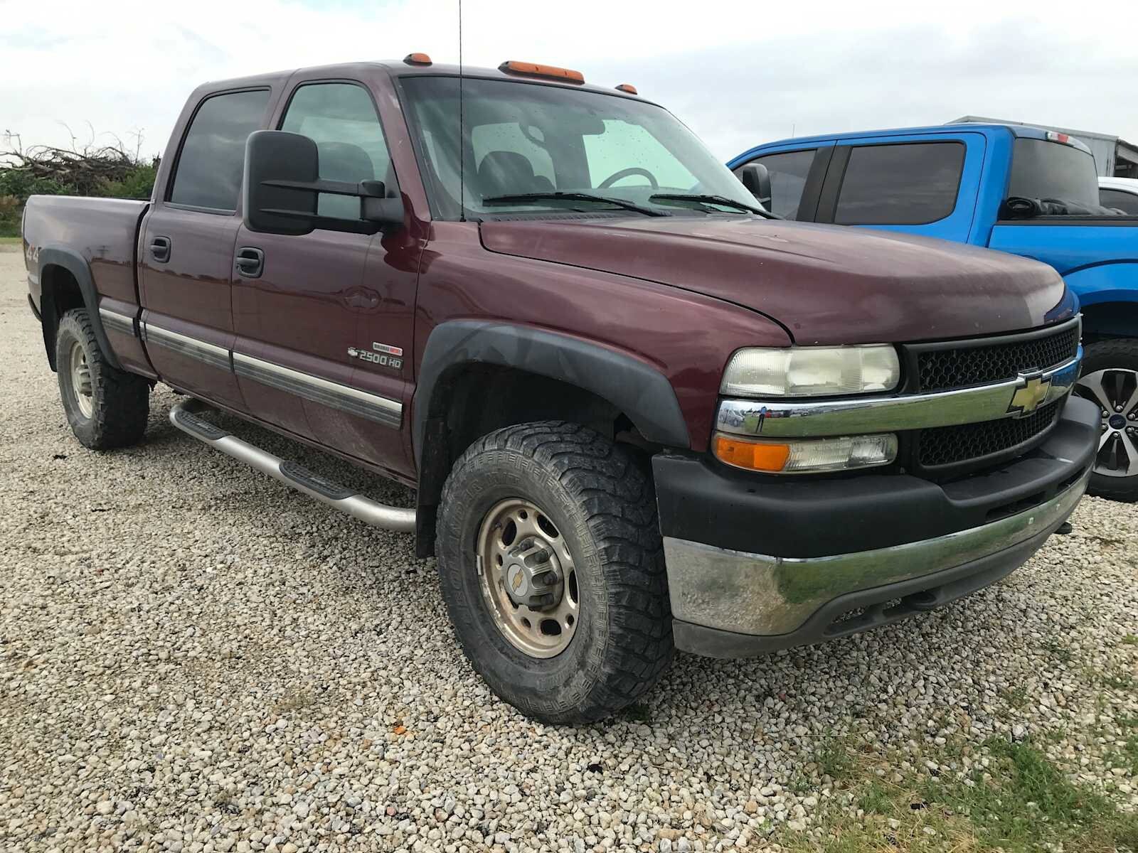 2002 Chevrolet Silverado 2500HD LT photo 4