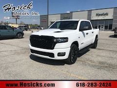 2026 Ram 1500 EXPRESS CREW CAB 4X4 5'7 BOX Pickup