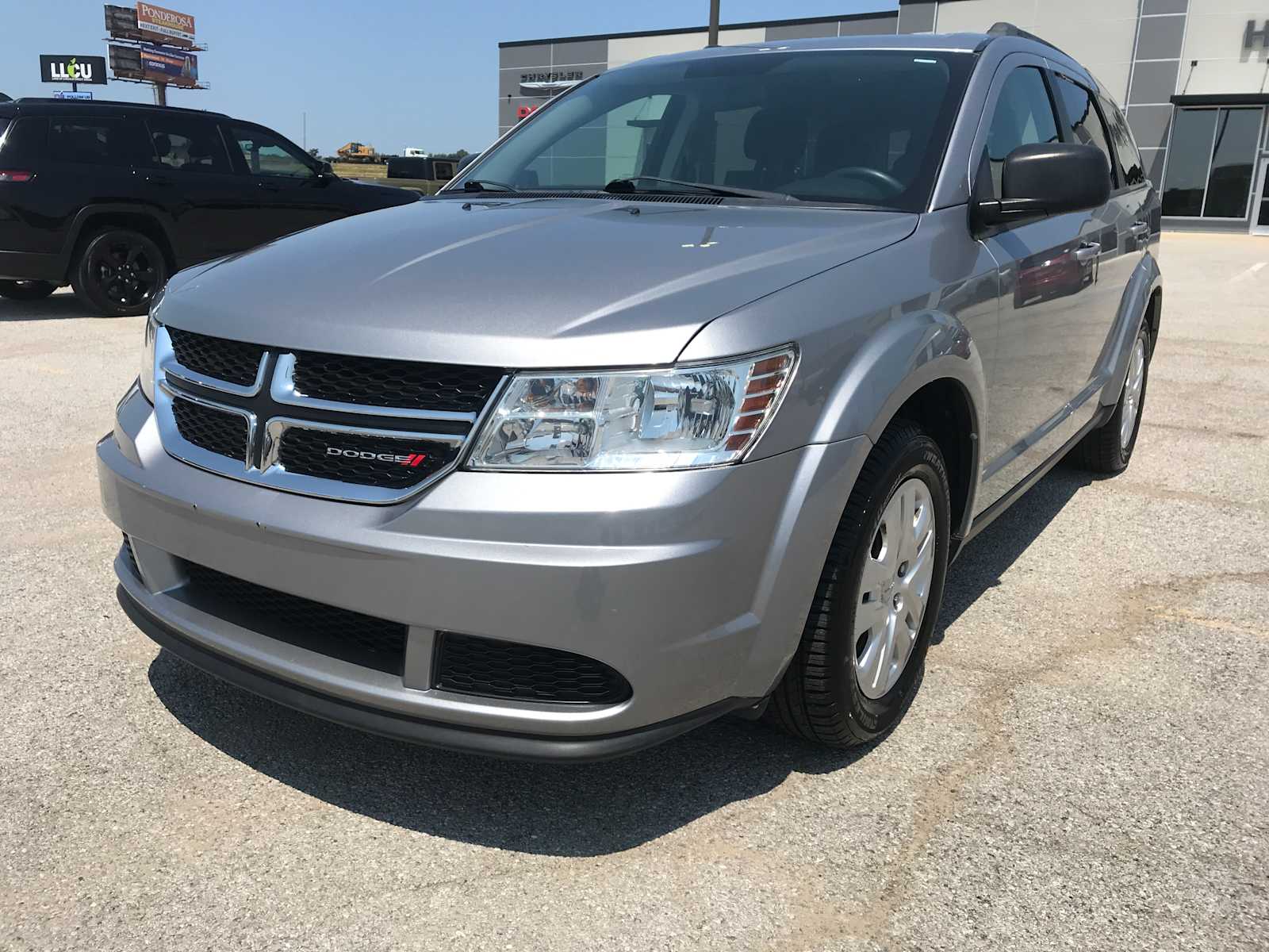 Used 2016 Dodge Journey SE with VIN 3C4PDCAB2GT231063 for sale in Vandalia, IL