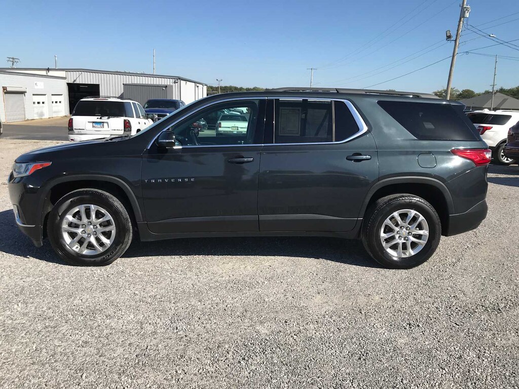 Used 2020 Chevrolet Traverse LT Cloth SUV
