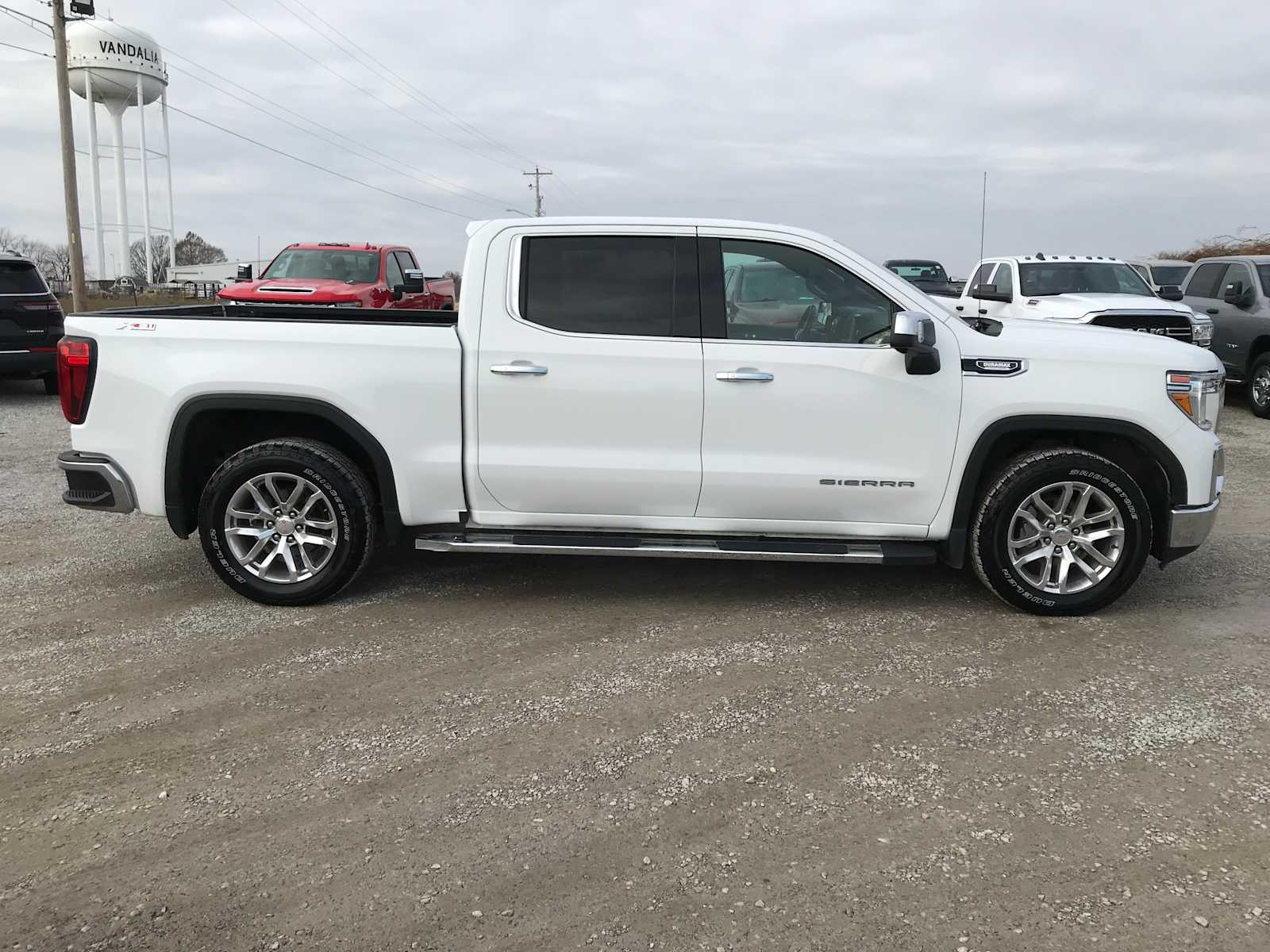 2021 GMC Sierra 1500 SLT - Photo 9