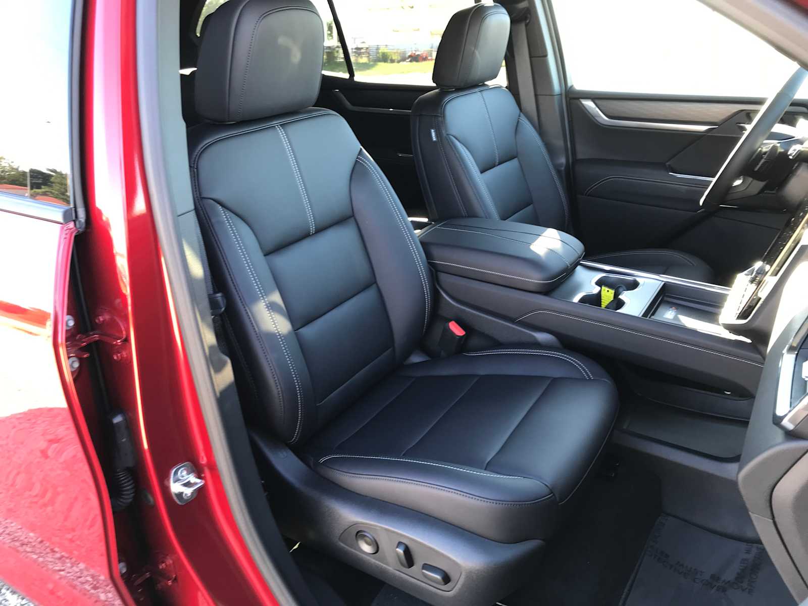 2026 GMC Acadia Elevation - Photo 37