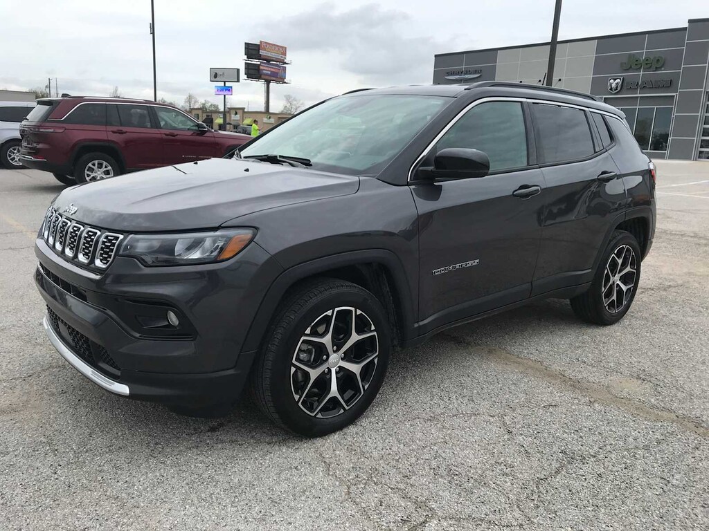 Used 2024 Jeep Compass Limited