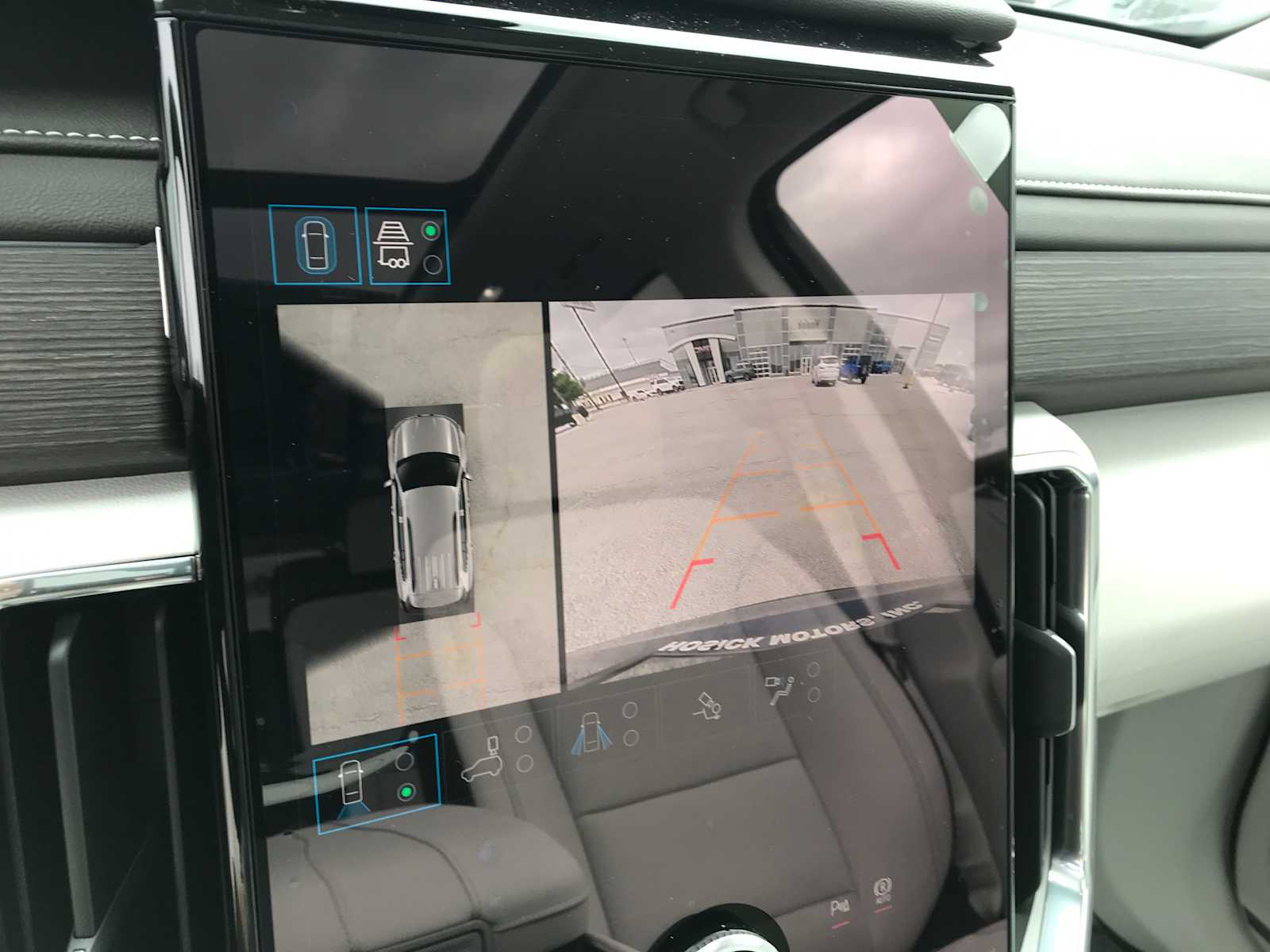2027 GMC Acadia Denali - Photo 17