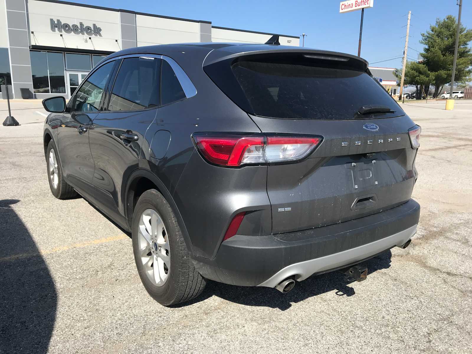 Used 2022 Ford Escape SE with VIN 1FMCU0G66NUA22527 for sale in Vandalia, IL