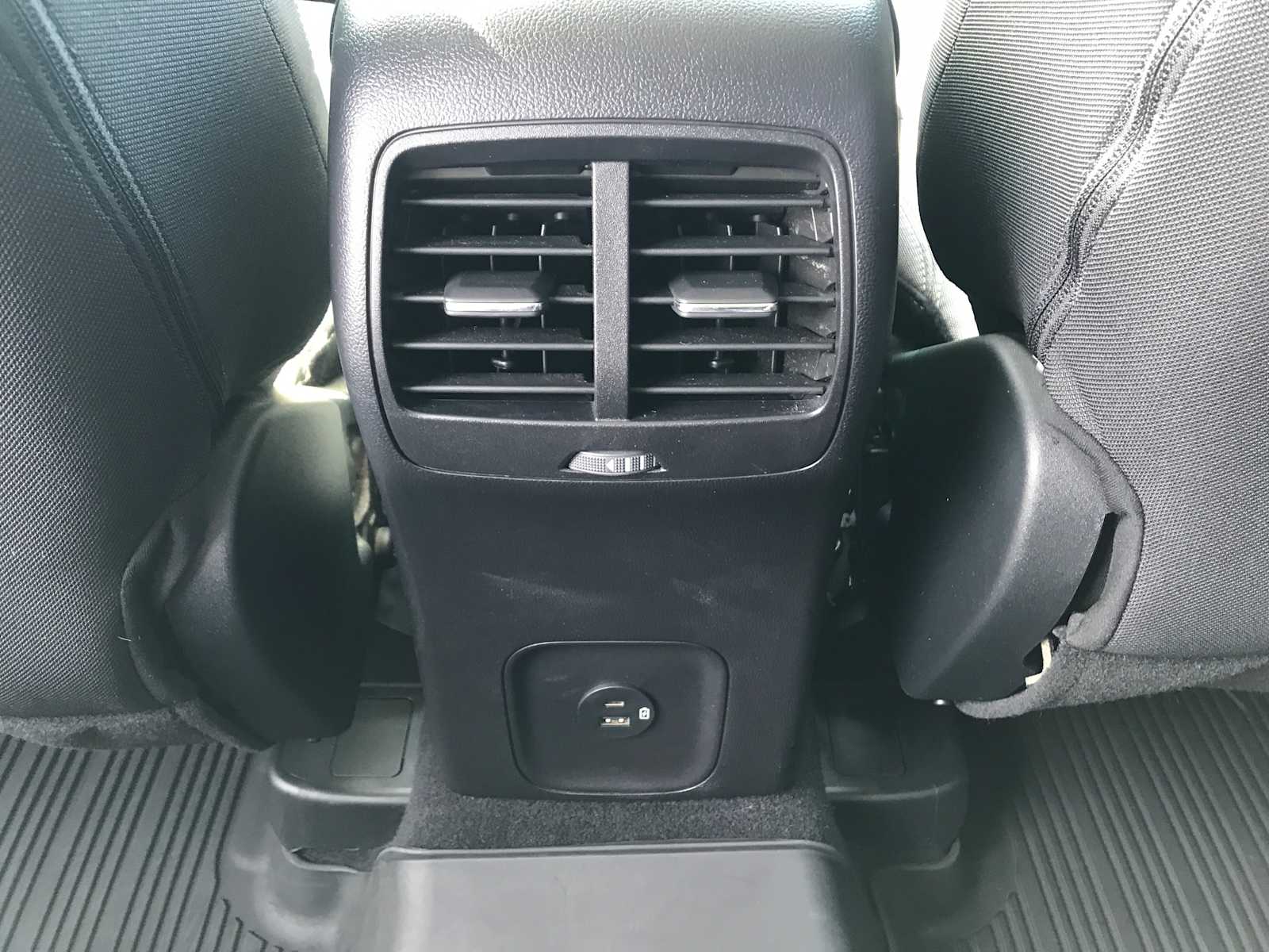 2022 Ford Escape SE - Photo 29