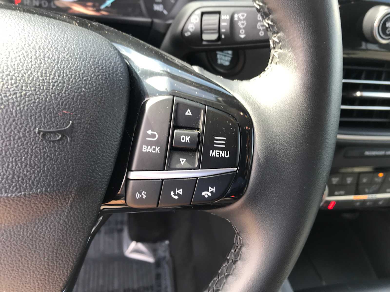 2022 Ford Escape SE - Photo 25