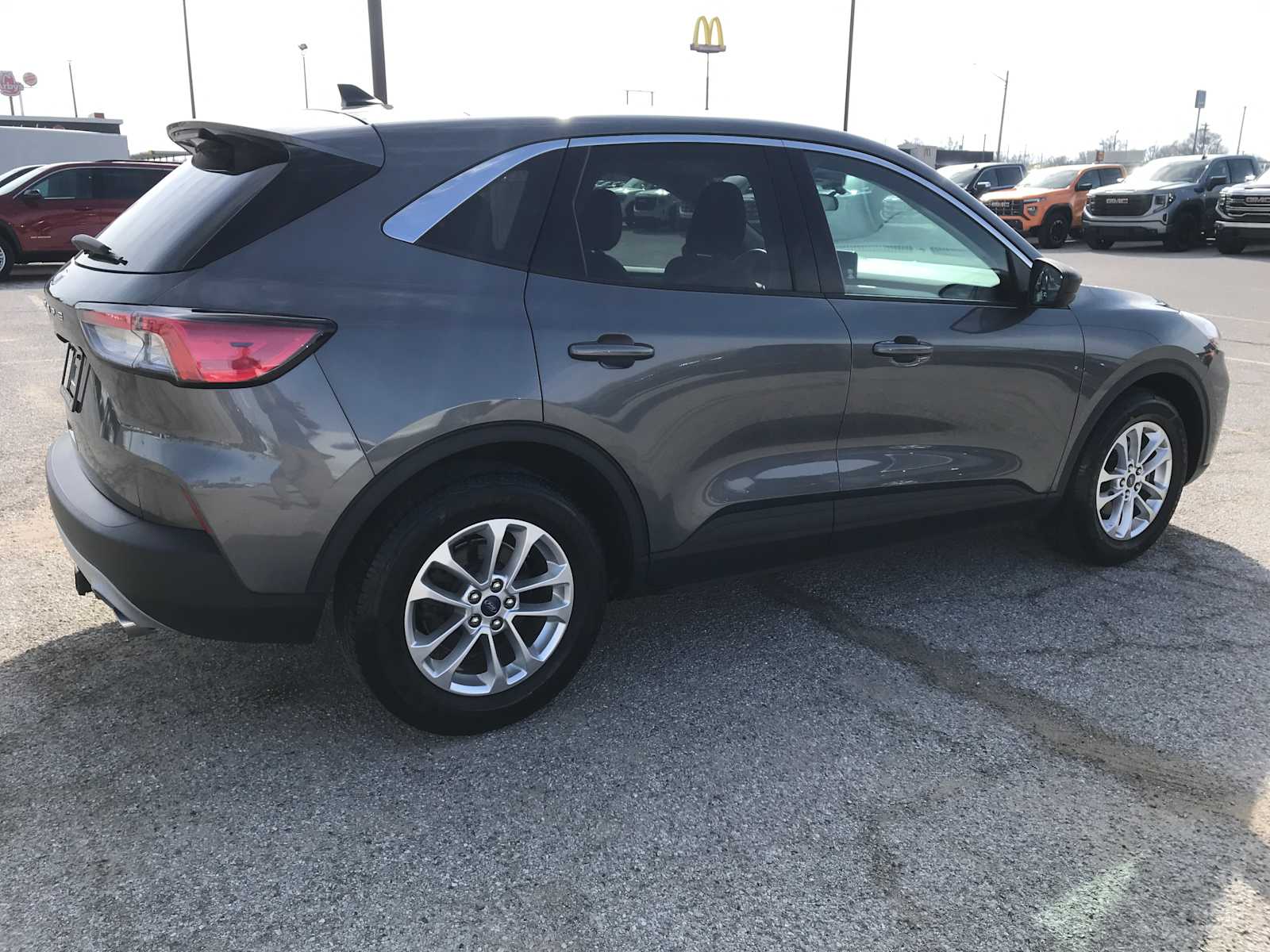 2022 Ford Escape SE - Photo 8