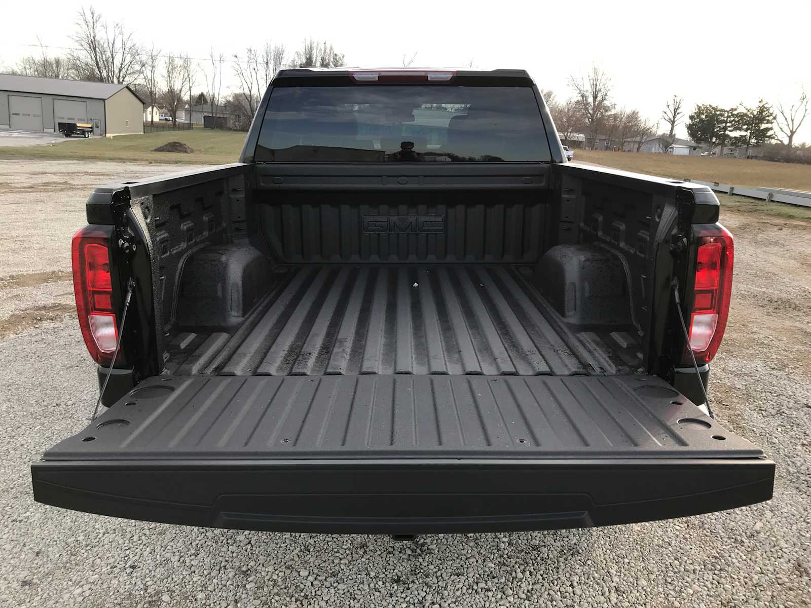 2026 GMC Sierra 1500 SLE - Photo 32