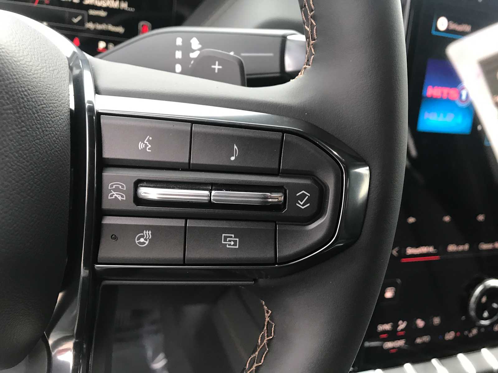2026 GMC Yukon AT4 - Photo 21