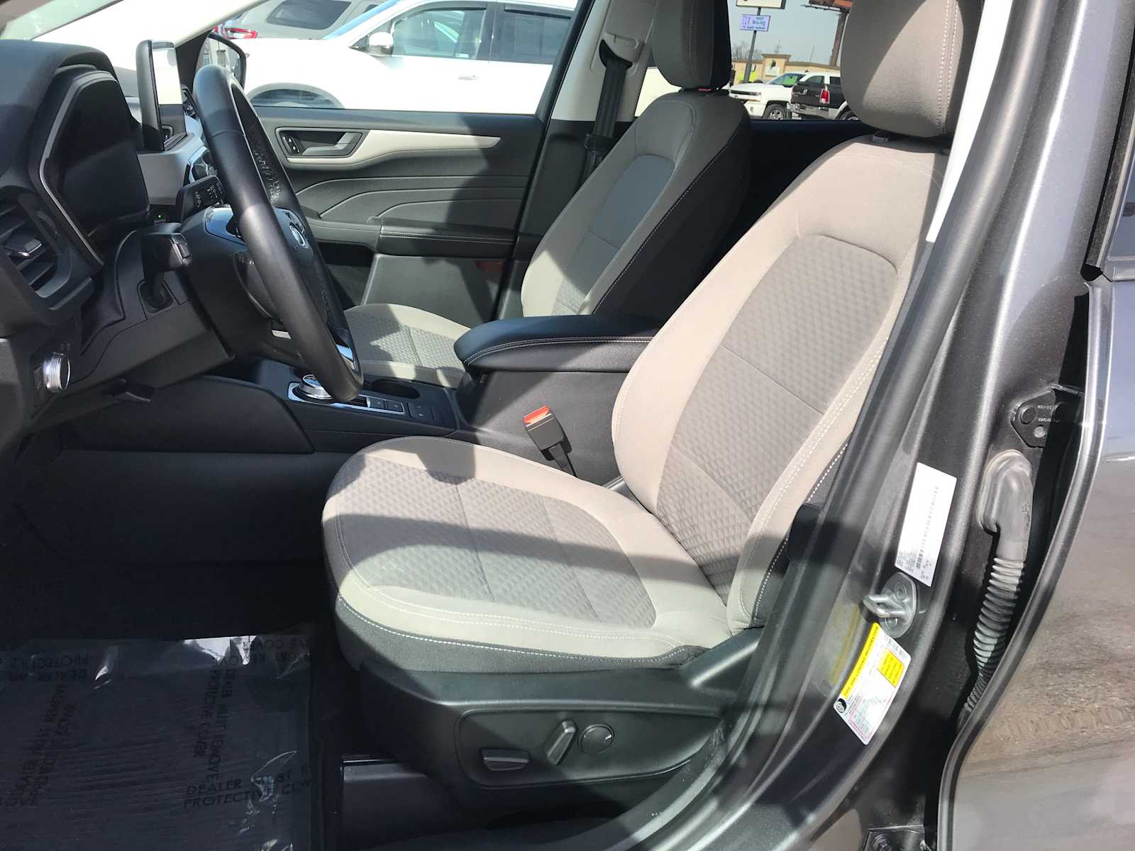 2022 Ford Escape SE - Photo 14
