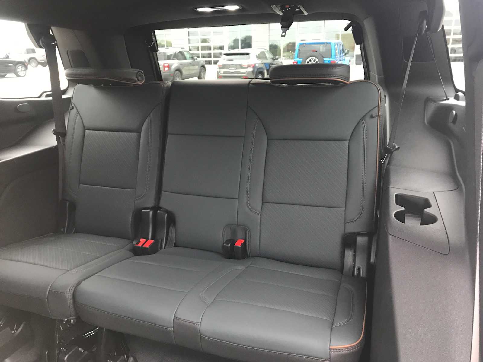 2026 GMC Yukon AT4 - Photo 27