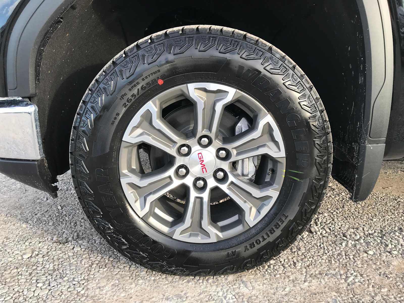 2026 GMC Sierra 1500 SLE - Photo 13