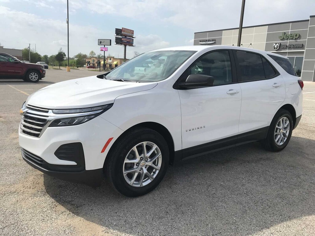 Used 2024 Chevrolet Equinox LS SUV
